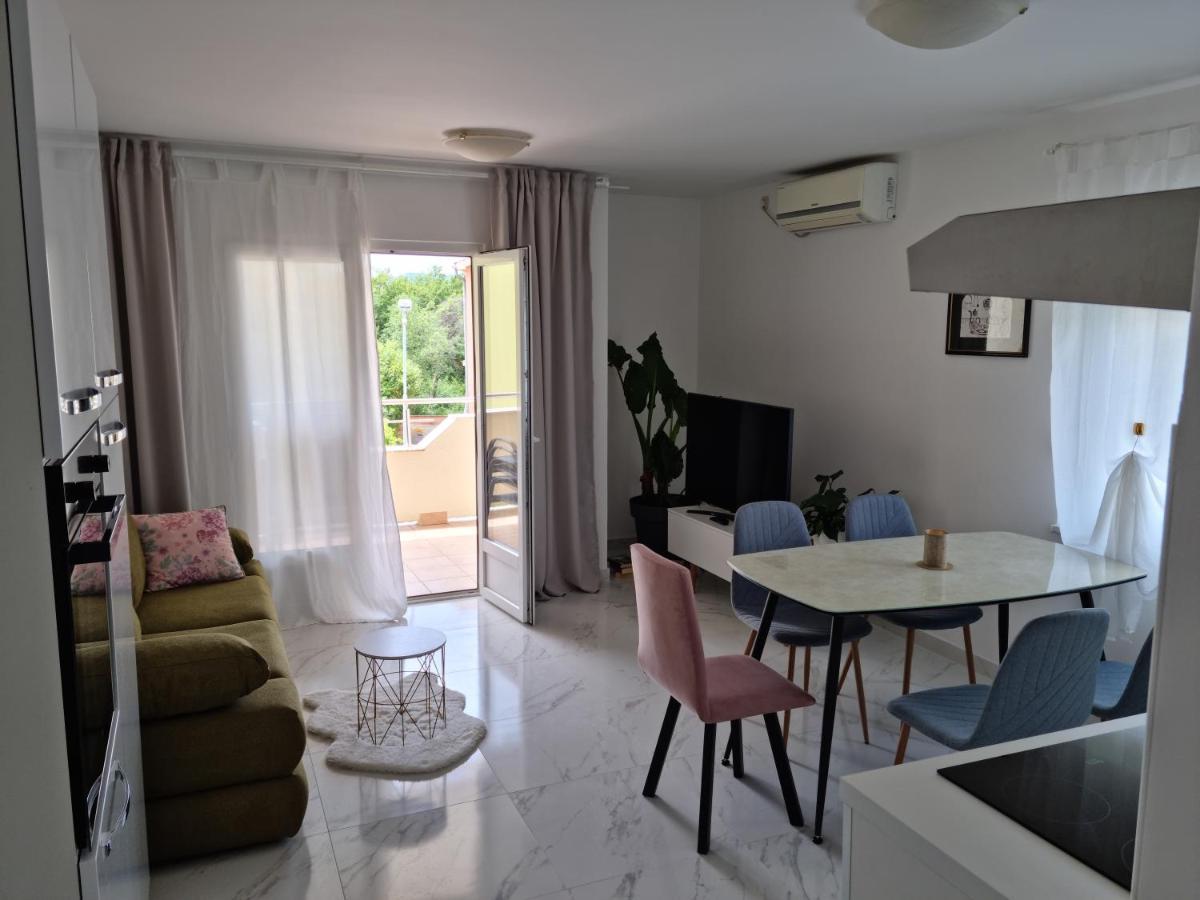 Apartments Zoretic Malinska Εξωτερικό φωτογραφία